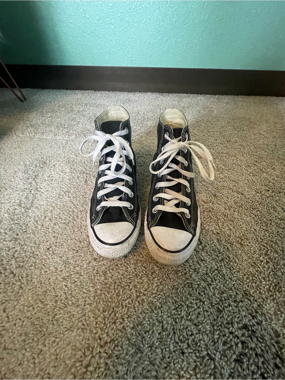 Converse Black High-Top Womens/Mens Sneakers with White Laces